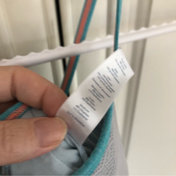 Ivivva by Lululemon girl’s tank top with bra liner - Picture 11 of 11